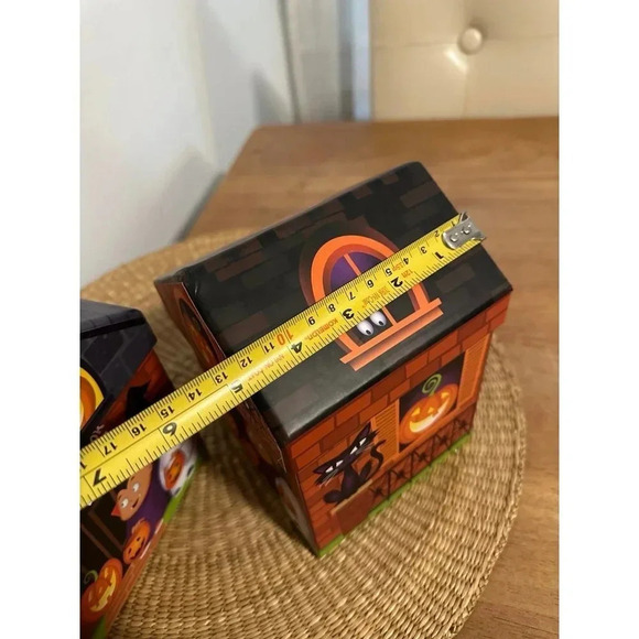 Two Halloween House storage boxes - Picture 8 of 8